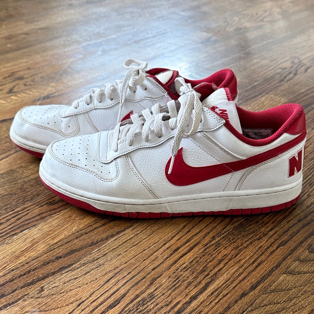 Nike Big Low Men’s White and Red Sneakers